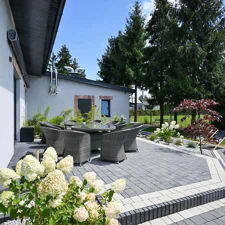 Aparthotel Mamma Mia - Освиенцим Екстериор снимка